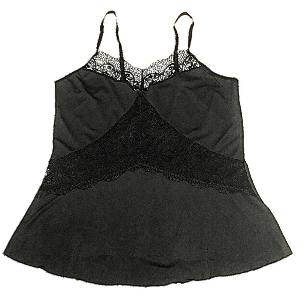 PLUS Size Black & Lace Cami‎ Top & Shorts Lingerie set.